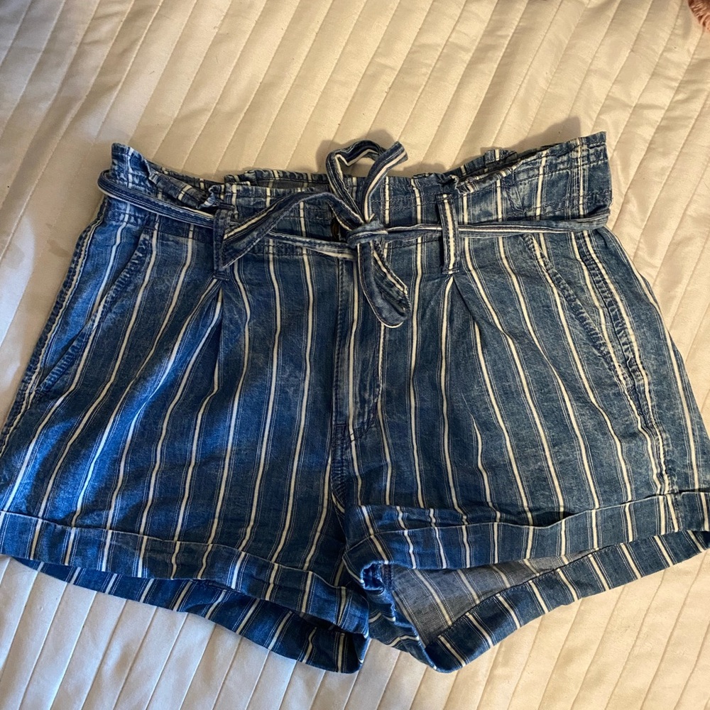 American Eagle Stripe Tie Shorts